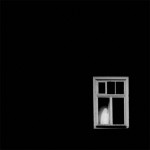 'Alla finestra' - 30 x 30 cm - foto su leger © Caterina Matricardi